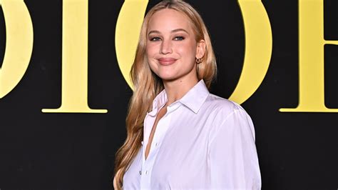 Jennifer Lawrence speaks out about that Versace 